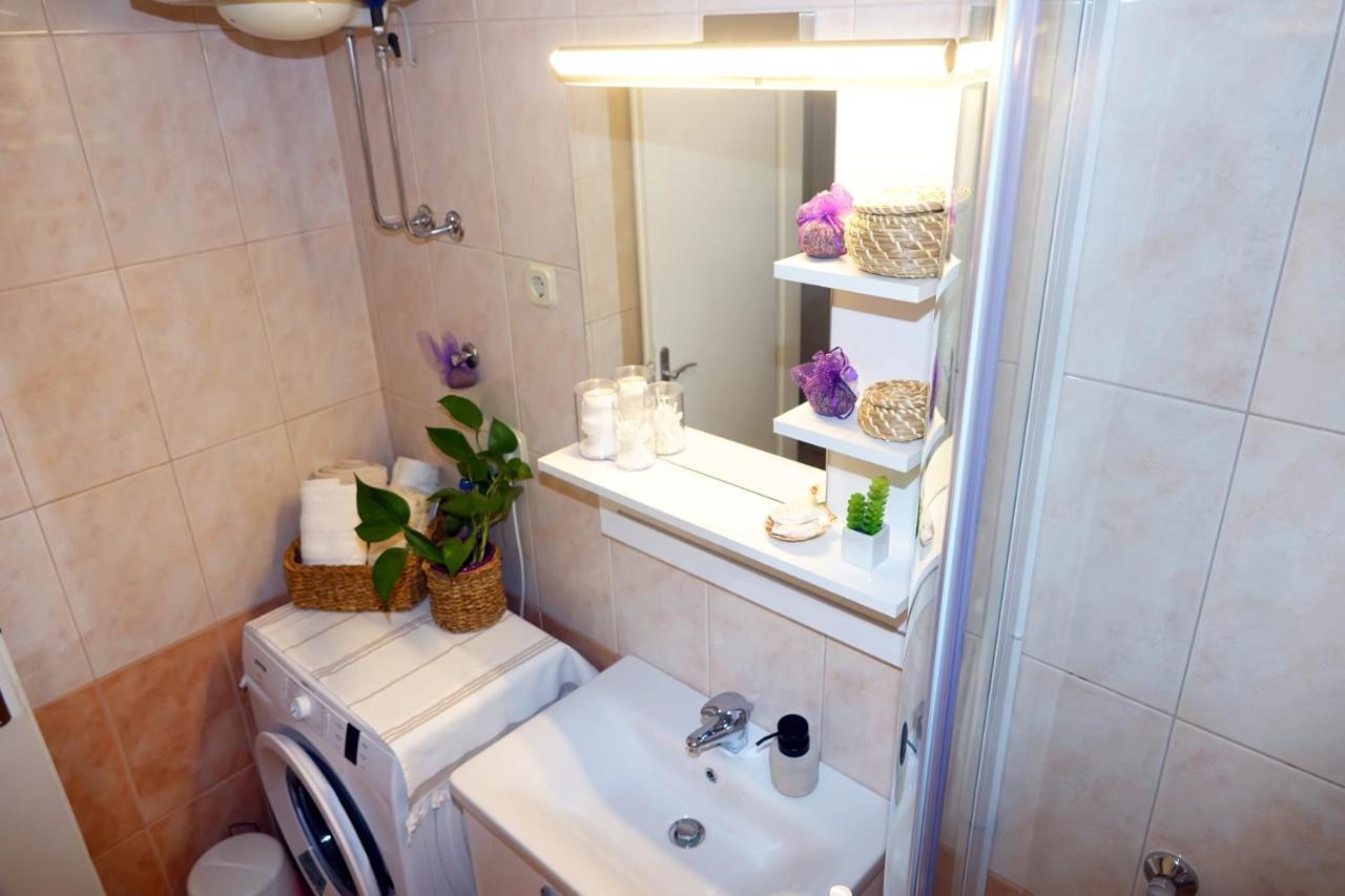 Two-Bedroom Apartment In The Centre ماكارسكا المظهر الخارجي الصورة
