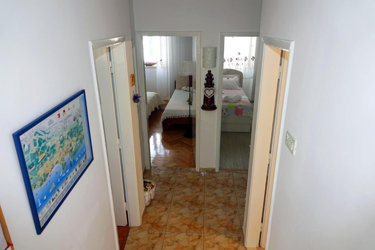 Two-Bedroom Apartment In The Centre ماكارسكا المظهر الخارجي الصورة